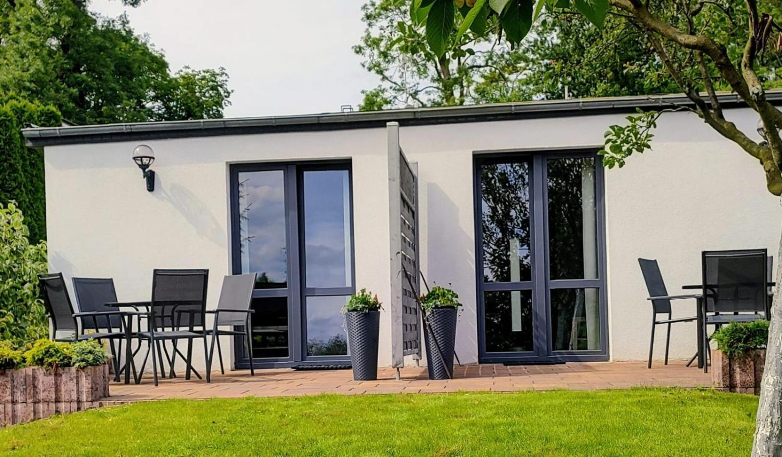 Apartamento Domki Na Wodnej Kołobrzeg Exterior foto